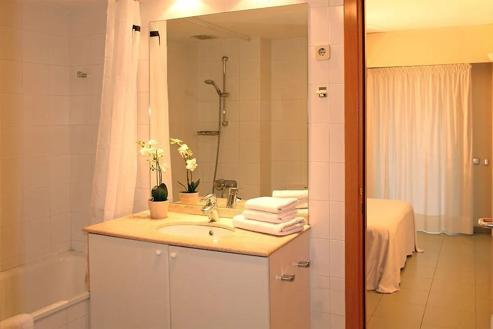 Yays Sagrera Boutique Apartments Barcelona