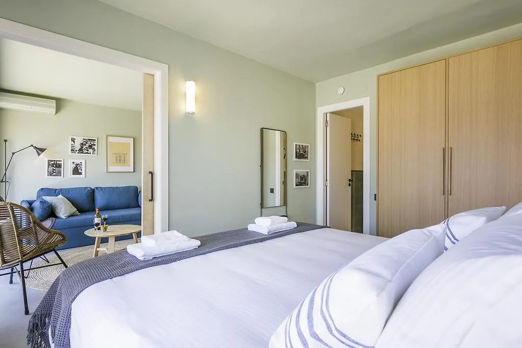 Yays Sagrera Boutique Apartments Barcelona